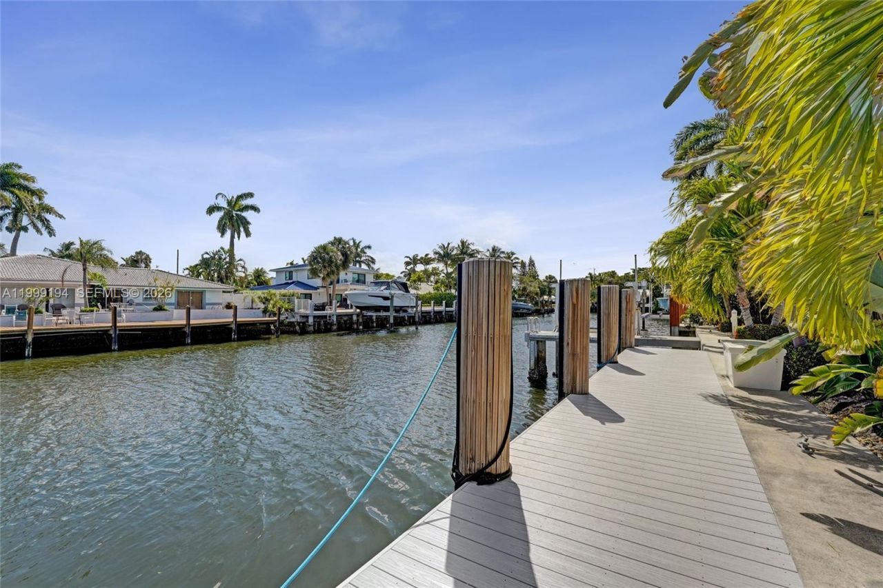 2832 NE 26th St, Fort Lauderdale, FL 33305 Photo