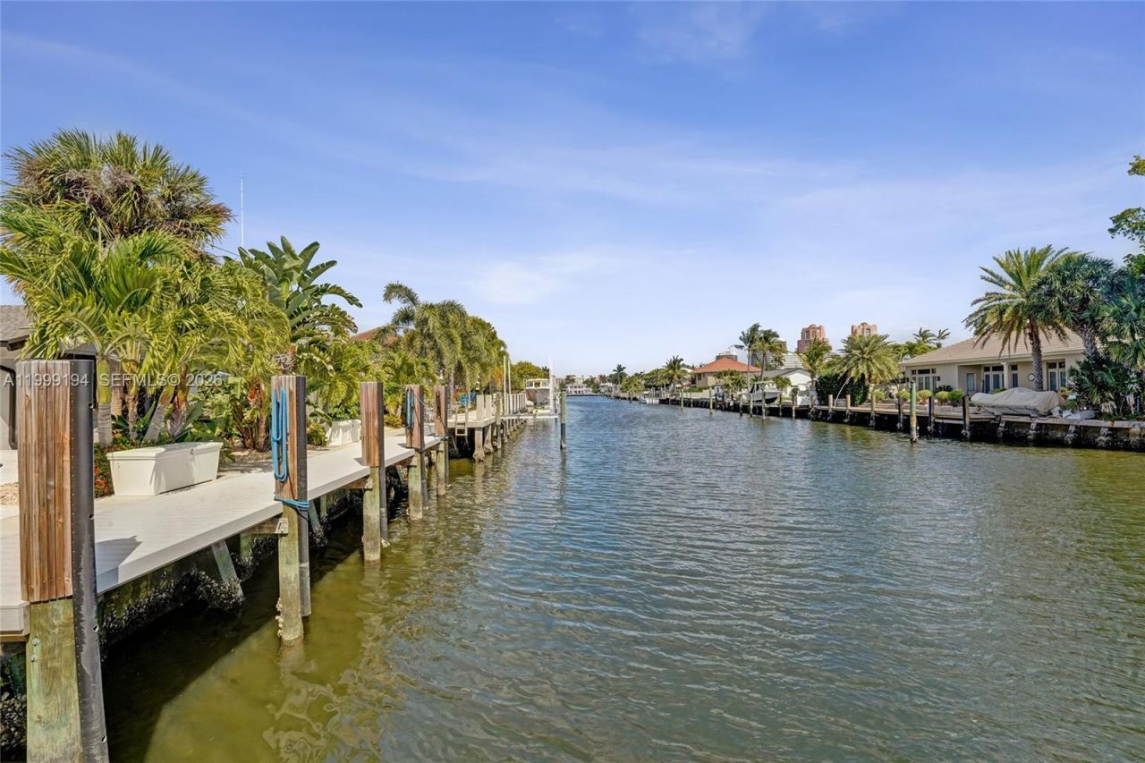 2832 NE 26th St, Fort Lauderdale, FL 33305 Photo