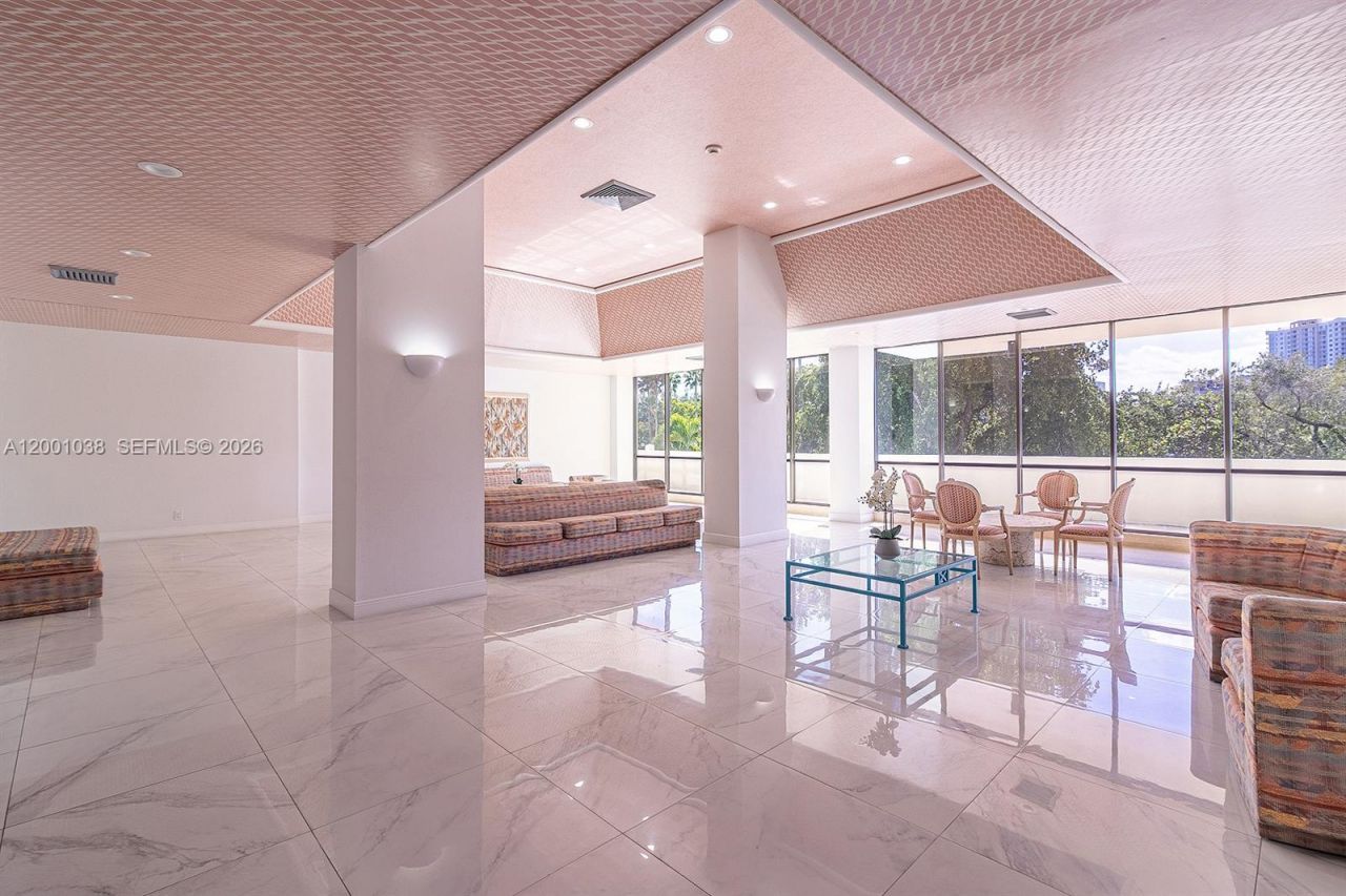 500 Three Islands Blvd, Unit 222, Hallandale Beach, FL 33009 Photo