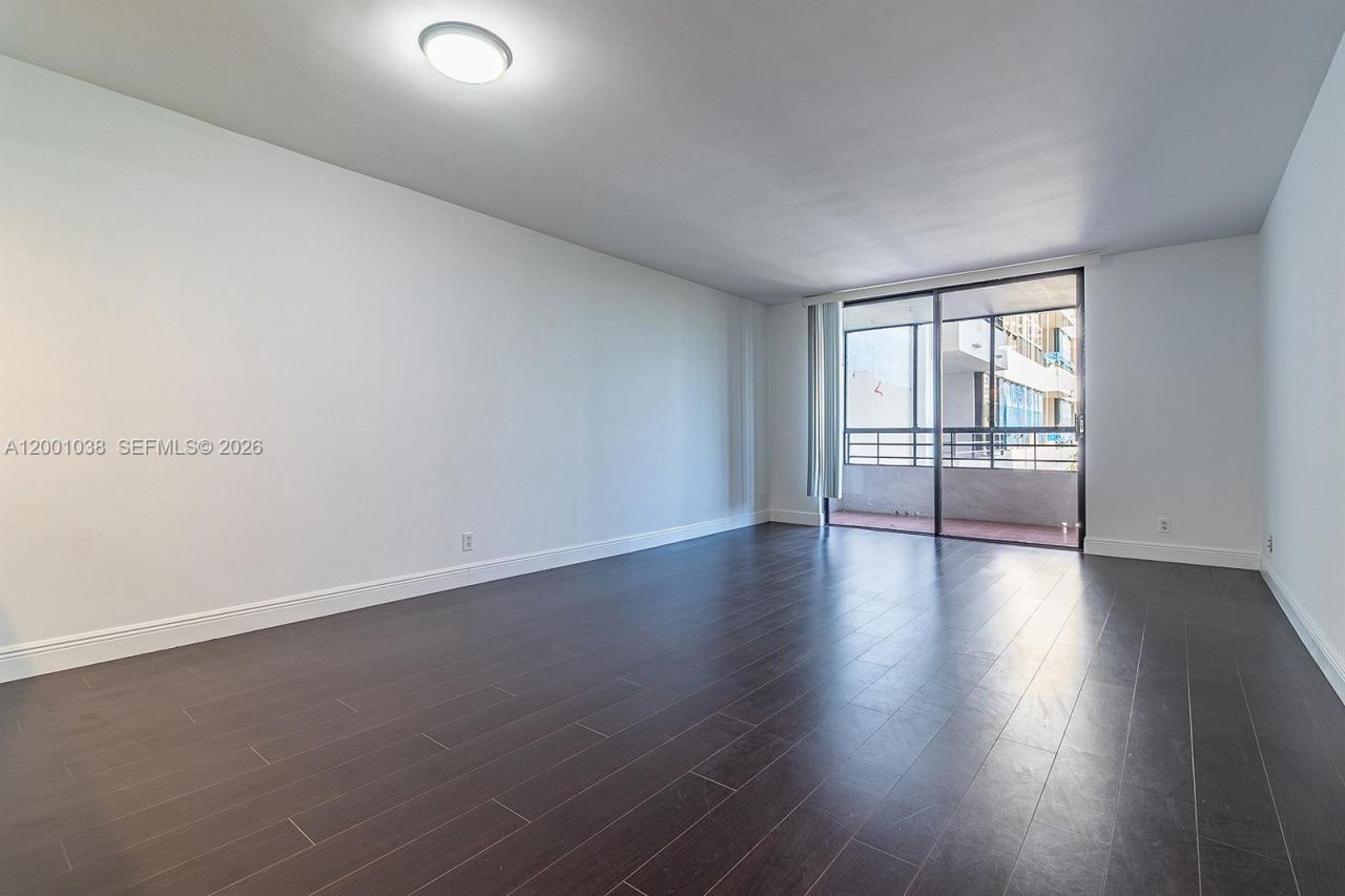 500 Three Islands Blvd, Unit 222, Hallandale Beach, FL 33009 Photo