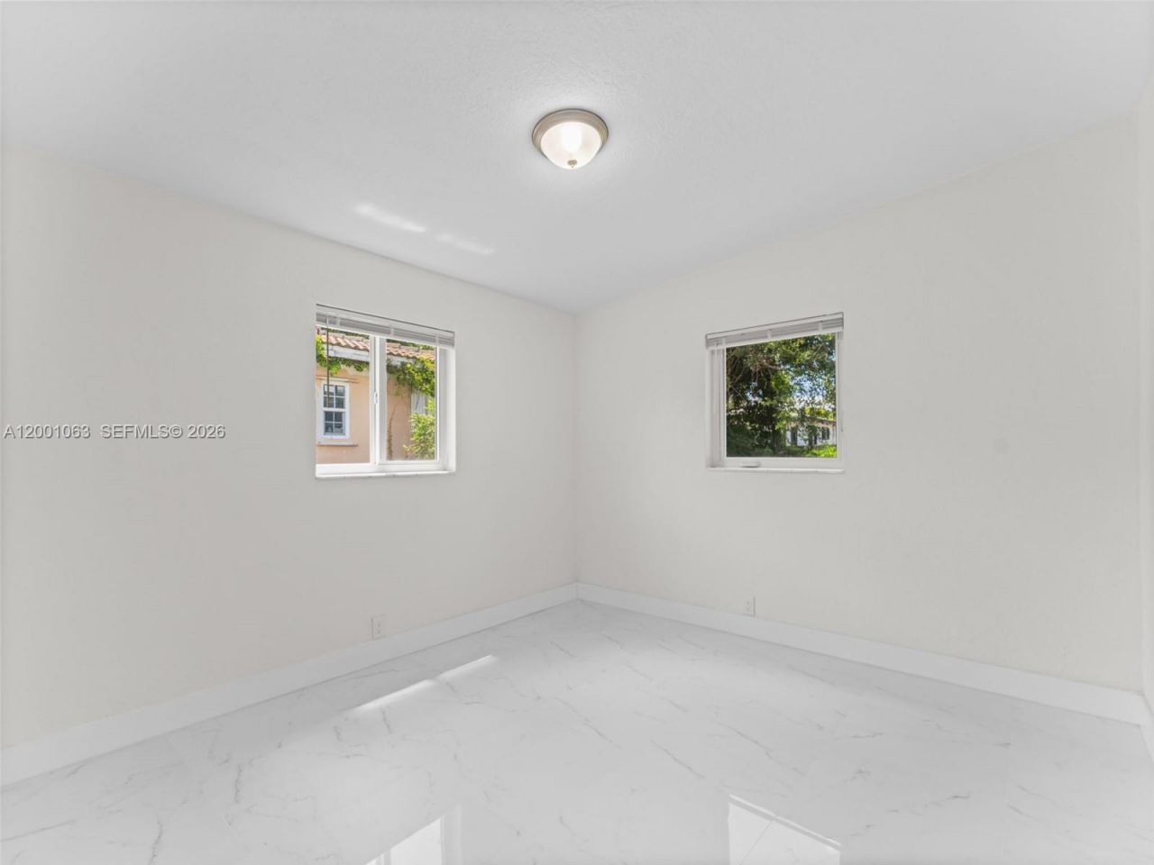 3231 NW 48th Ter, Miami, FL 33142 Photo