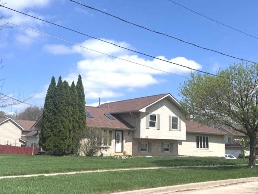 Main Photo