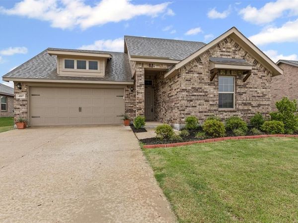 4807 Avion Drive, Sanger, TX 76266