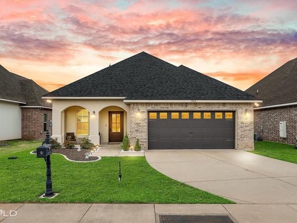 1965 Valdemar Place , Bossier City, LA 71112