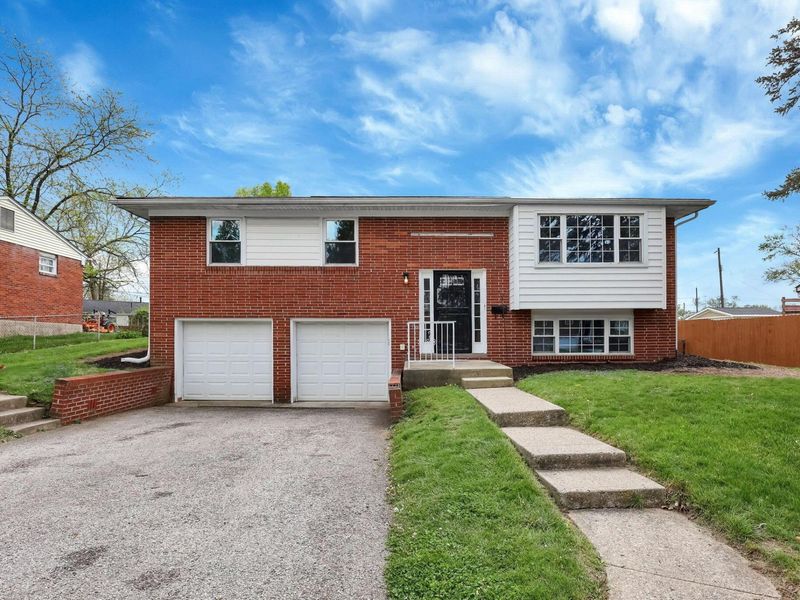 2851 Proctor Drive, Columbus, OH 43209 Photo 1