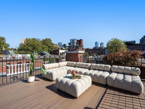 19 Charles River Square, Boston, MA 02114