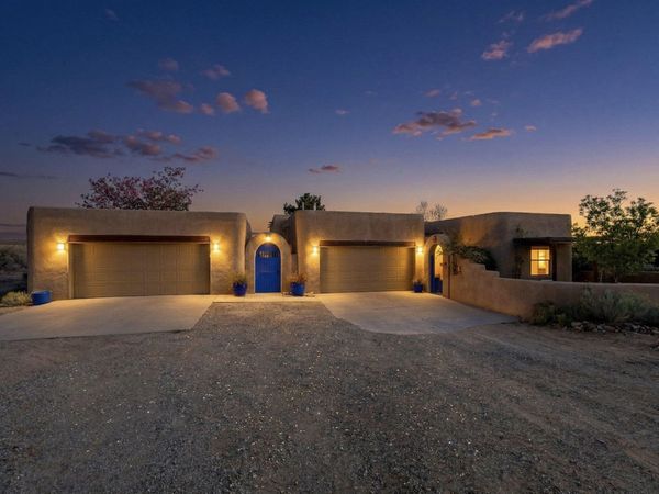 4517 Huron Drive NE, Rio Rancho, NM 87144