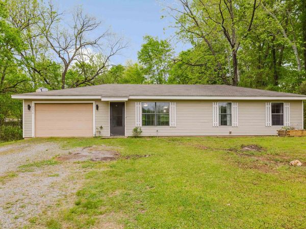 2256 Mulberry Salem , Benton, AR 72019