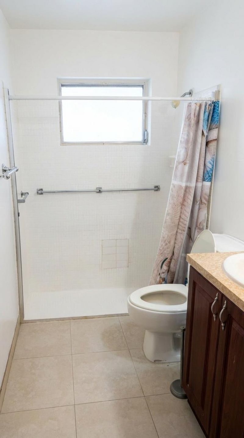 2898 Ashley Dr Drive E, Unit C, West Palm Beach, FL 33415 Photo