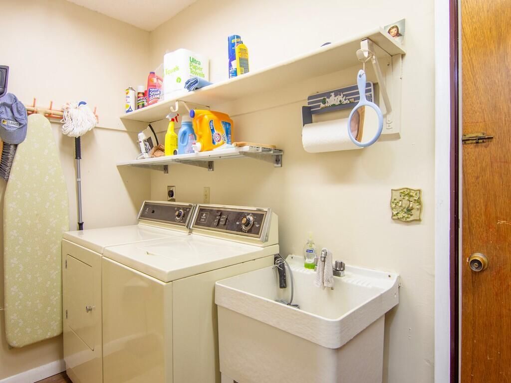 2543 SE Price Court, Port Saint Lucie, FL 34984 Photo