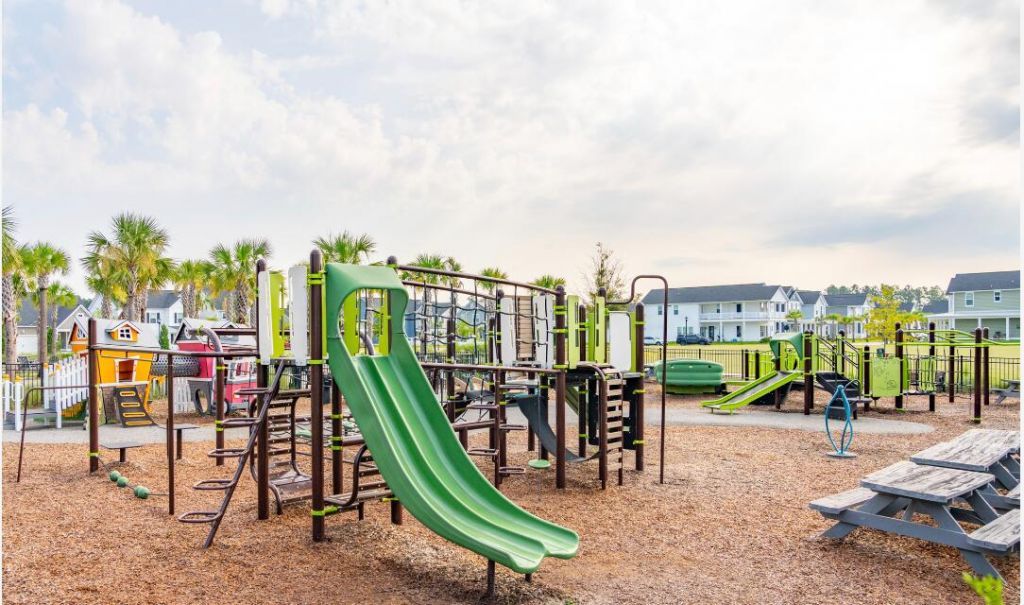 1037 Adirondack Drive Photo 14