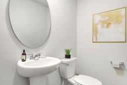 1037 Adirondack Drive photo 4