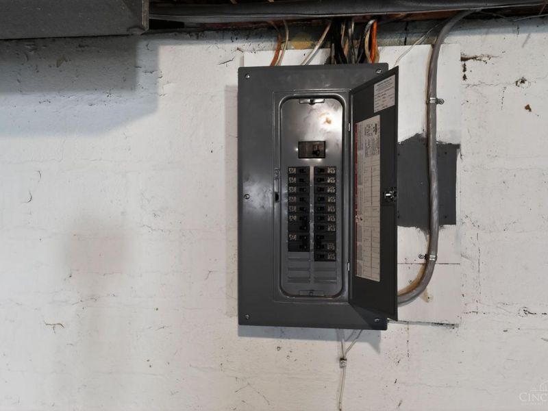 4436 Grove Avenue, Green Township, OH 45211 Photo 18