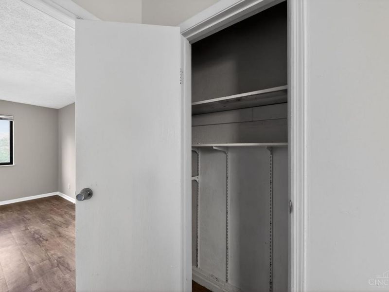 4436 Grove Avenue, Green Township, OH 45211 Photo 19