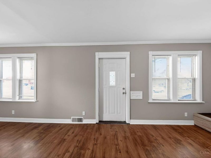 4436 Grove Avenue, Green Township, OH 45211 Photo 5