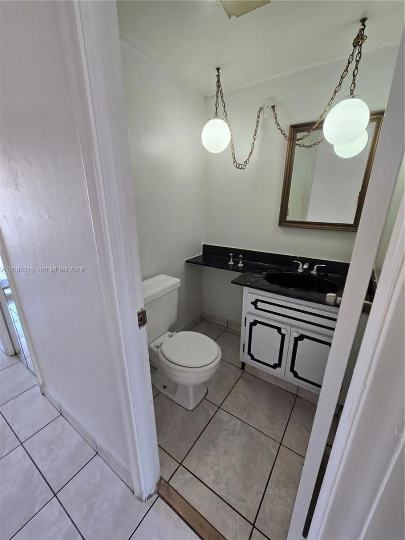 932 W 80th Pl , Hialeah, FL 33014 Photo