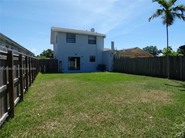14212 NE 4th Ave , Miami, FL 33161