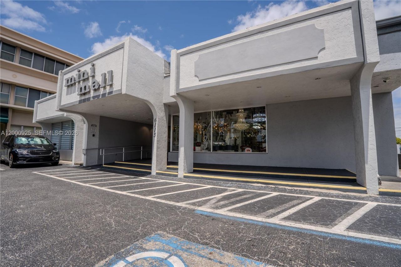 6115 Miramar Pkwy, Miramar, FL 33023 Photo