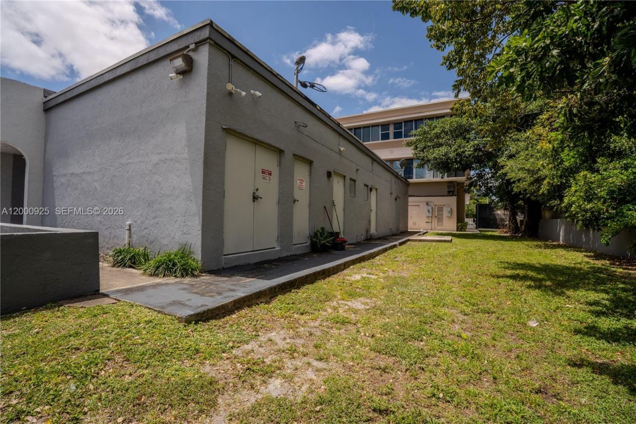 6115 Miramar Pkwy, Miramar, FL 33023 Photo