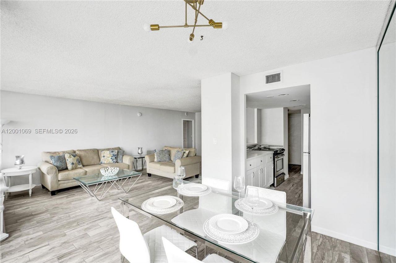 251 174th, Unit 1607, Sunny Isles Beach, FL 33160 Photo