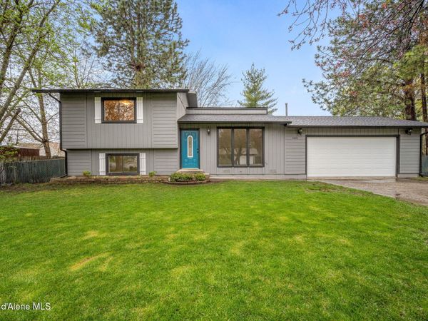 2020 W James Crowe DR , Hayden, ID 83835