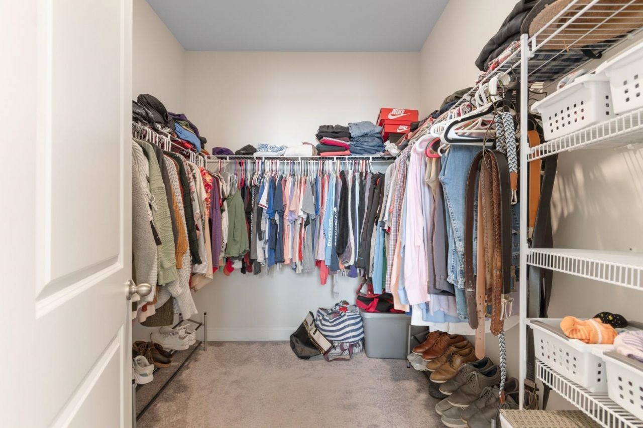 482 Mcalister Dr. Photo 16