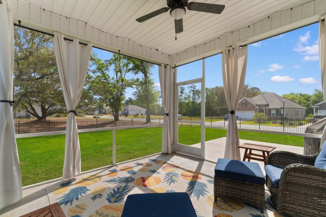 482 Mcalister Dr. Photo 25