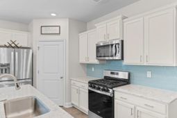 482 Mcalister Dr. photo 4