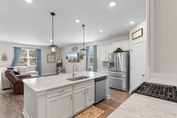 482 Mcalister Dr. photo 4