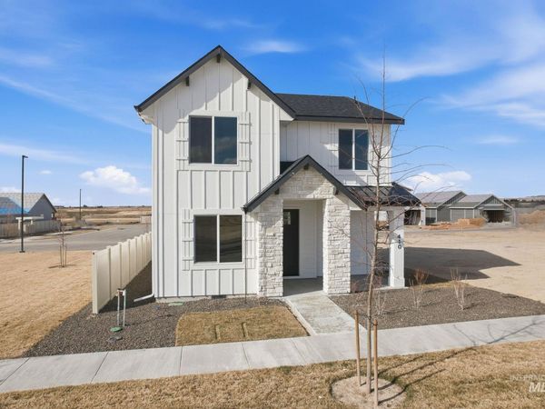 410 Mayfield Springs Blvd, Boise, ID 83716