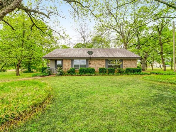 7757 Farm Road 137, Paris, TX 75460