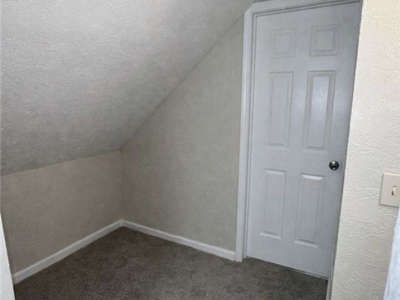 3018 E 128th Street, Cleveland, OH 44120 Photo 16