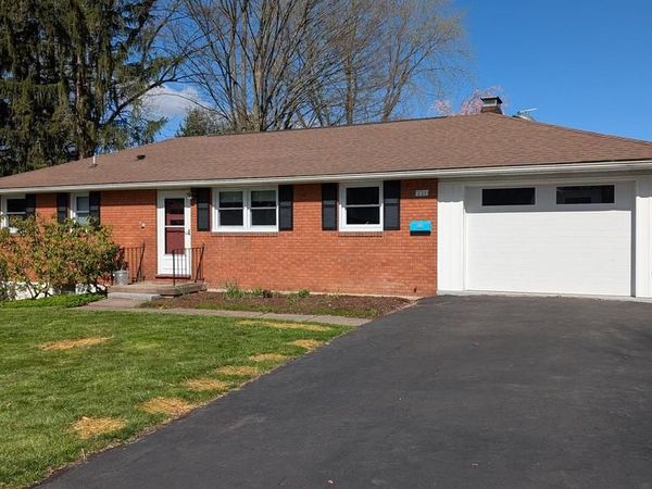 221 ELLEN AVENUE , STATE COLLEGE, PA 16801