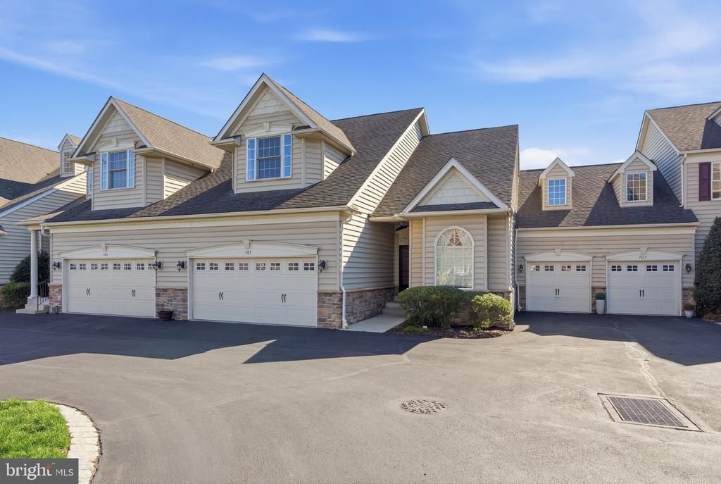 705 E KENNEDY ROAD, NORTH WALES, PA 19454