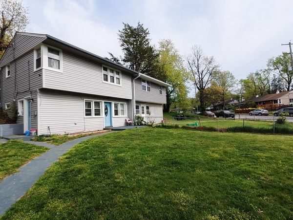 1901 BARLOWE PLACE , HYATTSVILLE, MD 20785