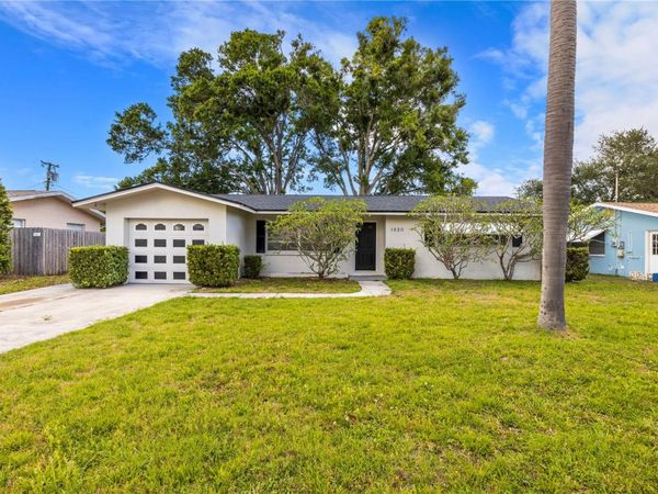 1820 PATLIN CIRCLE N, LARGO, FL 33770