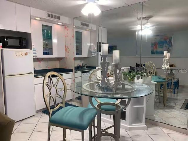 800 Bayway Boulevard, Unit 26, Clearwater Beach, FL 33767 Photo