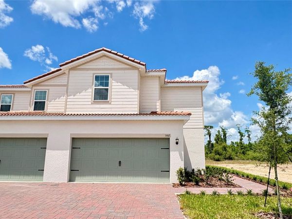 552 BAY LEAF DRIVE , POINCIANA, FL 34759