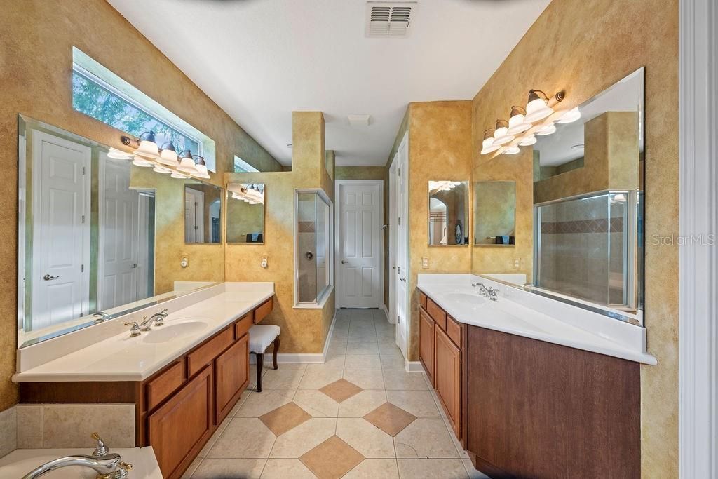 2523 Saint Ignatius Court, Orlando, FL 32835 Photo