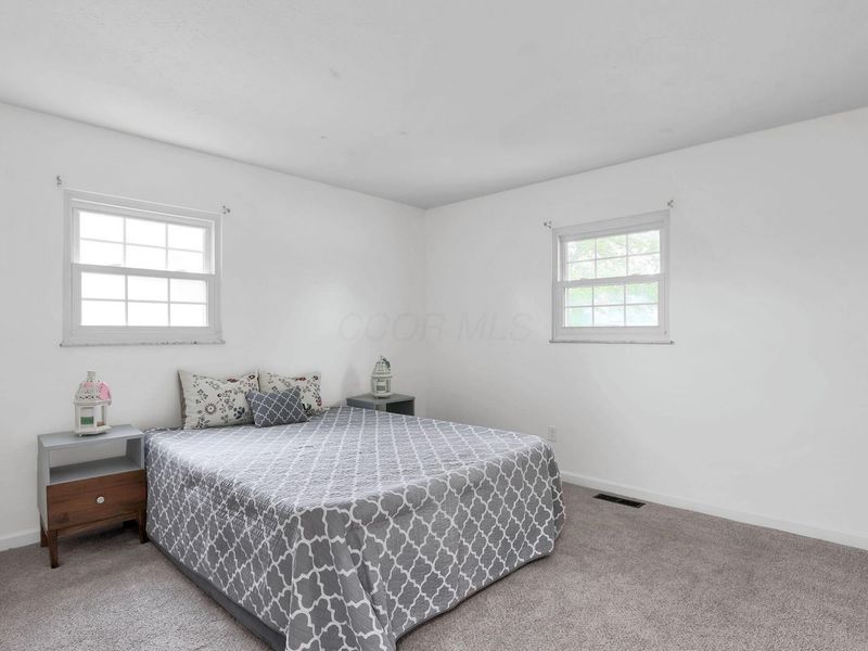 412 Denwood Drive S, Columbus, OH 43230 Photo 16