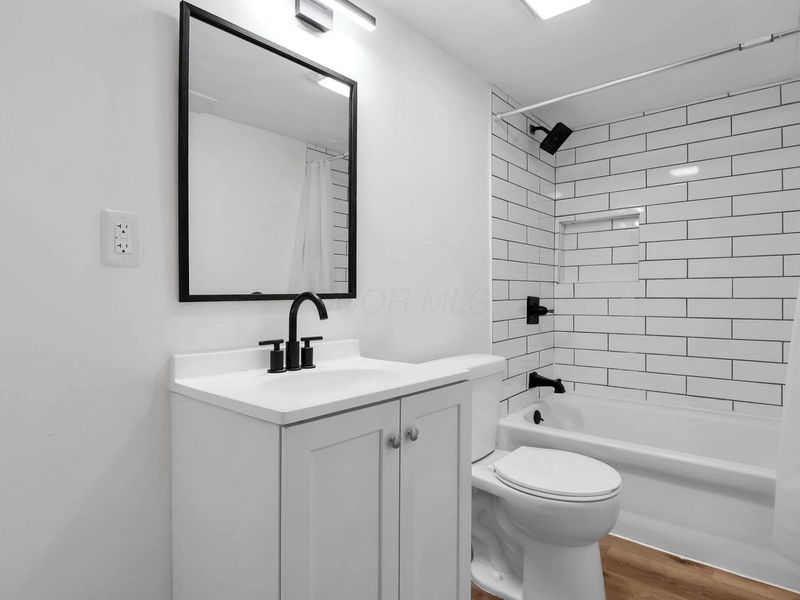 412 Denwood Drive S, Columbus, OH 43230 Photo 25