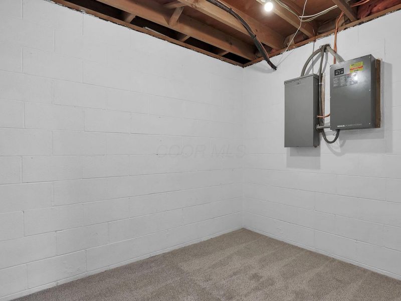 412 Denwood Drive S, Columbus, OH 43230 Photo 27