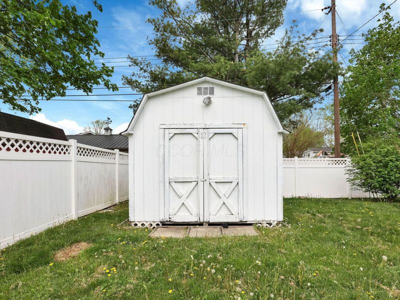 412 Denwood Drive S, Columbus, OH 43230 Photo 32