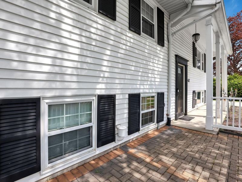 412 Denwood Drive S, Columbus, OH 43230 Photo 5