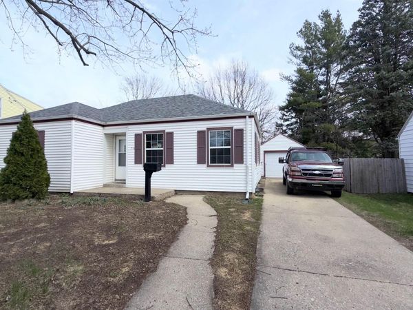 711 BARTON ST, Storm Lake, IA 50588