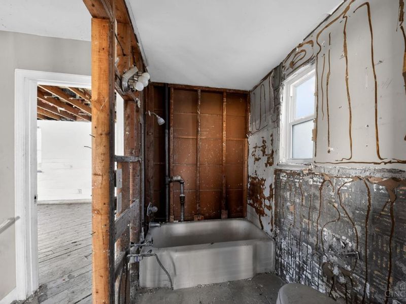 1608 Miramar Court, Cincinnati, OH 45237 Photo 10