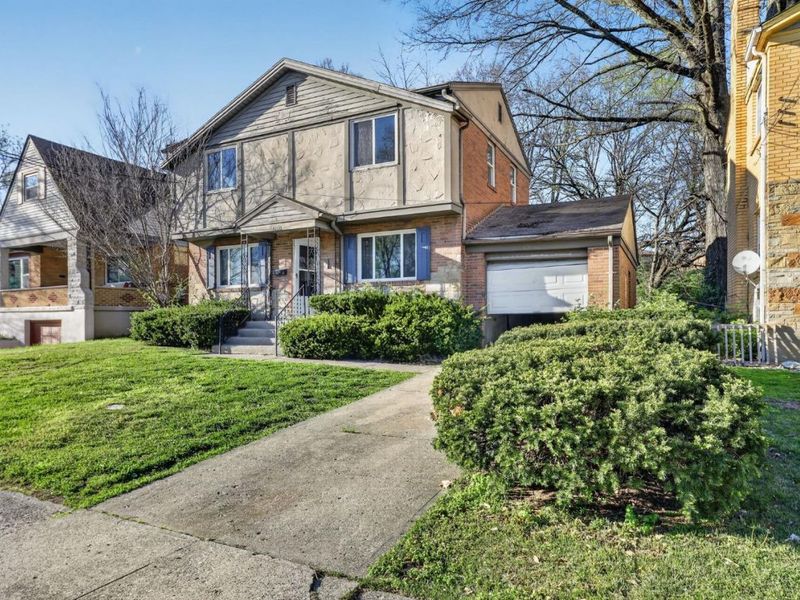 1608 Miramar Court, Cincinnati, OH 45237 Photo 2