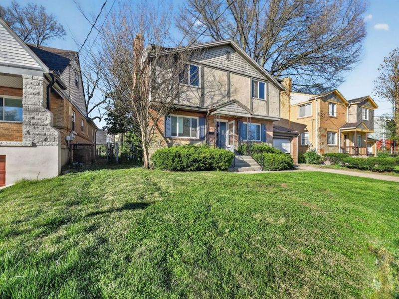 1608 Miramar Court, Cincinnati, OH 45237 Photo 3