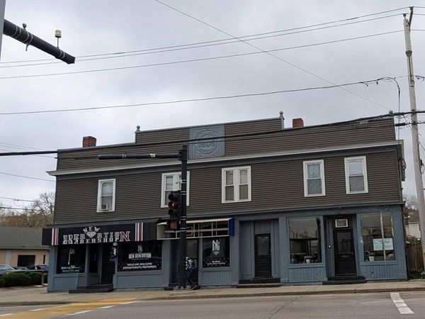 99-101 E Main St, Milford, MA 01757