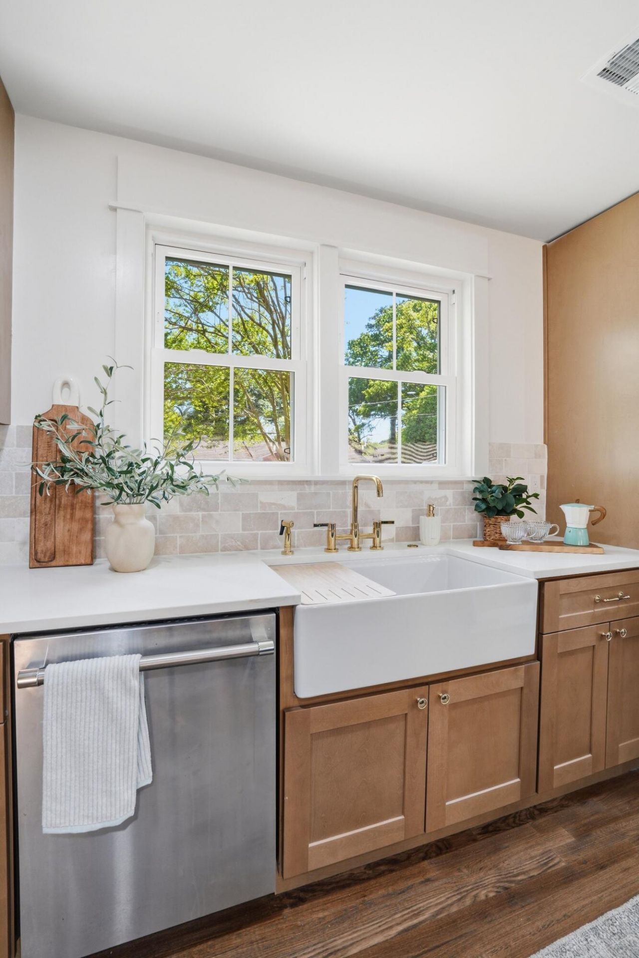 1238 Harrow Street Photo 12